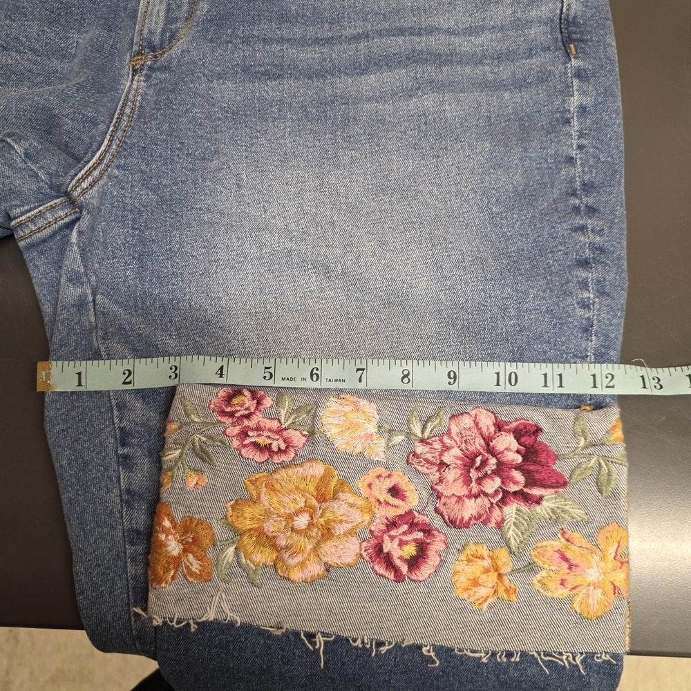 Driftwood Jeans Women 16 Blue High Rise Crop Floral Embroidered Frayed Cuff - Picture 10 of 13